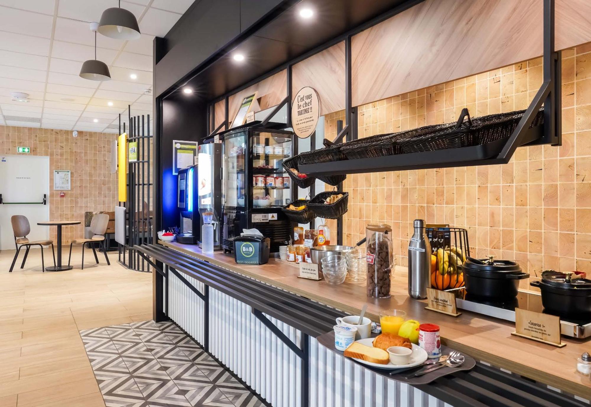 B&B Hotel Paris Porte D'Orleans Монруж Екстериор снимка