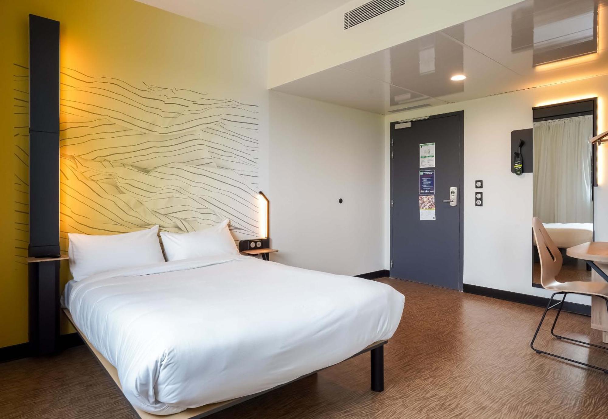 B&B Hotel Paris Porte D'Orleans Монруж Екстериор снимка