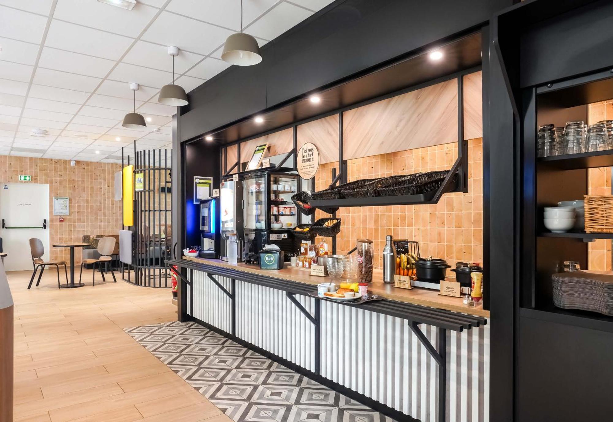 B&B Hotel Paris Porte D'Orleans Монруж Екстериор снимка