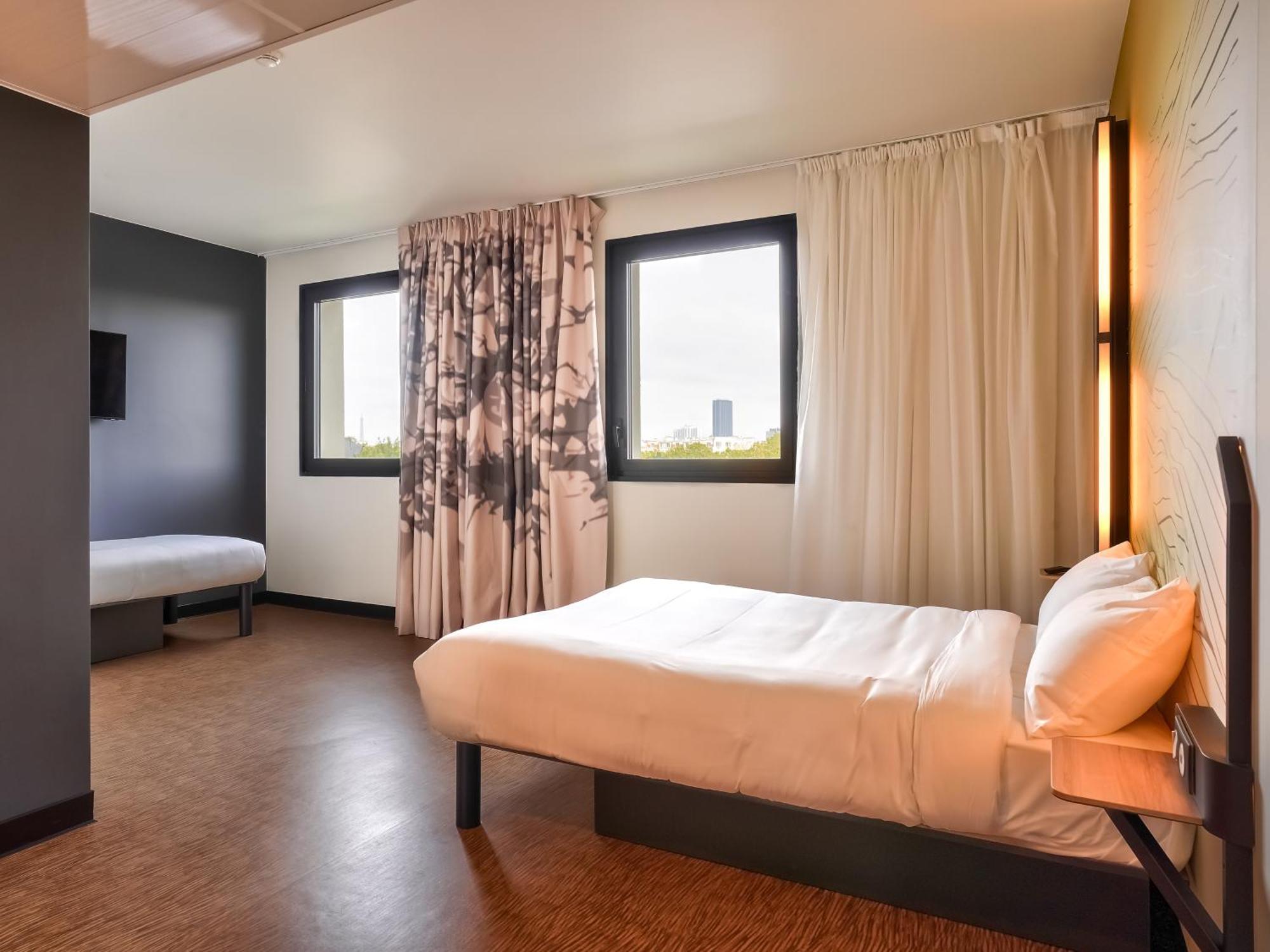 B&B Hotel Paris Porte D'Orleans Монруж Екстериор снимка